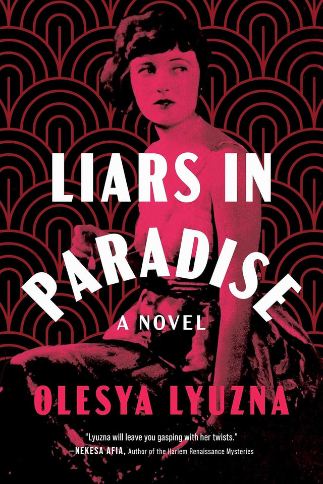 Liars in Paradise (Ginny Dugan Mysteries Book 2)
